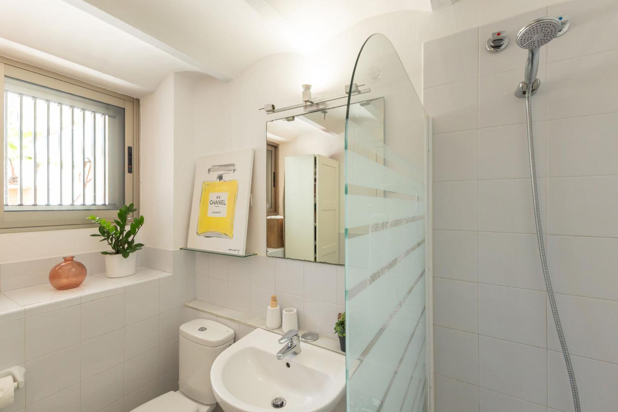 Charming 2 Bedroom Boutique Triplex Apartment With Private Terrace At Seville City Center By Ocityzen Exterior foto