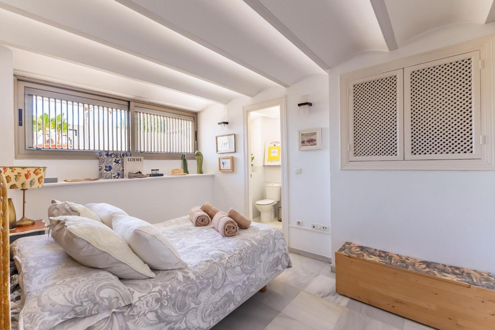 Charming 2 Bedroom Boutique Triplex Apartment With Private Terrace At Seville City Center By Ocityzen Exterior foto