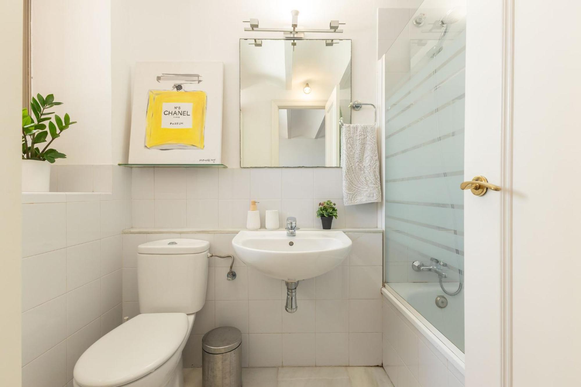 Charming 2 Bedroom Boutique Triplex Apartment With Private Terrace At Seville City Center By Ocityzen Exterior foto